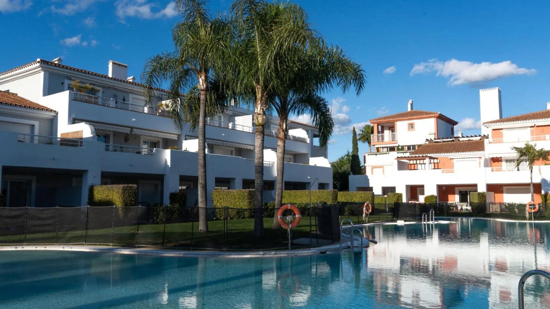 Apartment Cortijo Seabreeze By Interhome Estepona