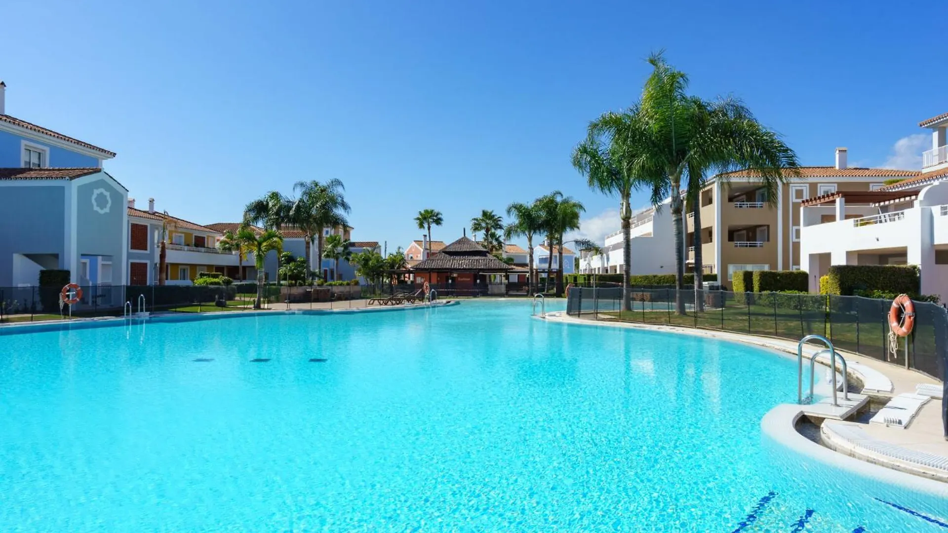 Apartment Cortijo Seabreeze By Interhome Estepona
