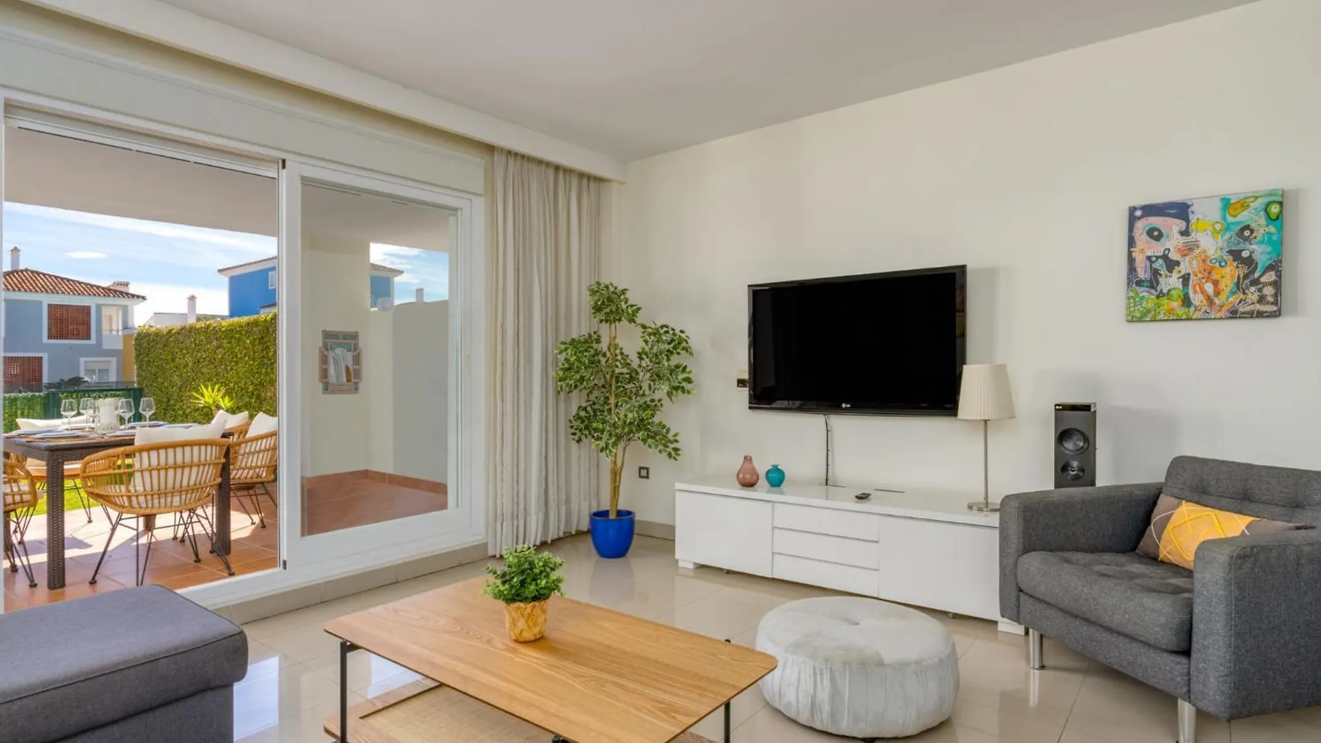 Apartment Cortijo Seabreeze By Interhome Estepona